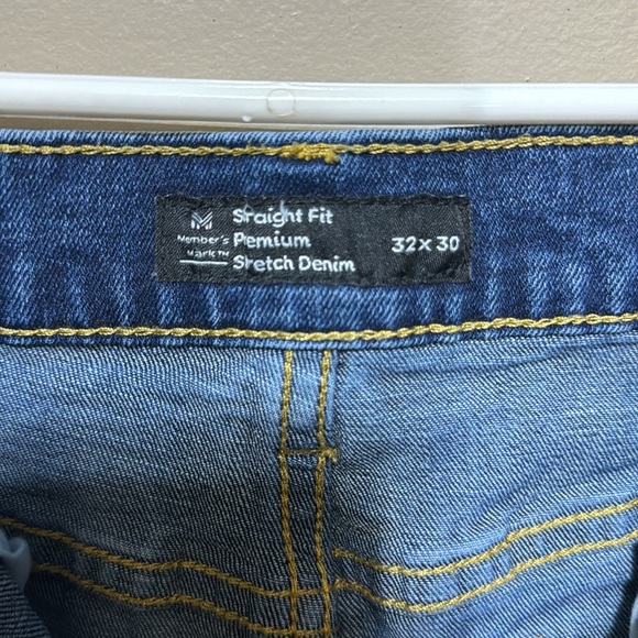 Member’s Mark Men’s Straight Fit Premium Stretch Denim Jeans, Size 32x20 - Picture 3 of 5
